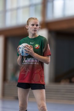 Bild 145 - wBJ HSG Kremperheide/Muensterdorf - HSG Joerl-Doppeleiche Vioel : Ergebnis: 34:23